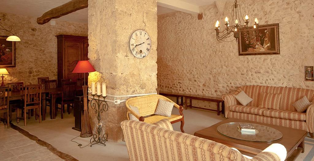 Domaine De Bertrandy Bed & Breakfast Allemagne-en-Provence Exterior photo