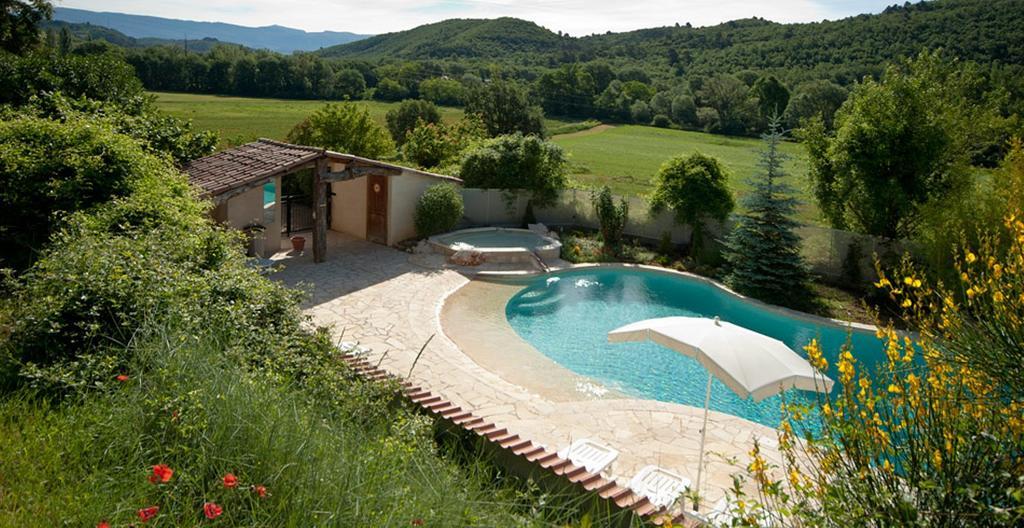 Domaine De Bertrandy Bed & Breakfast Allemagne-en-Provence Exterior photo