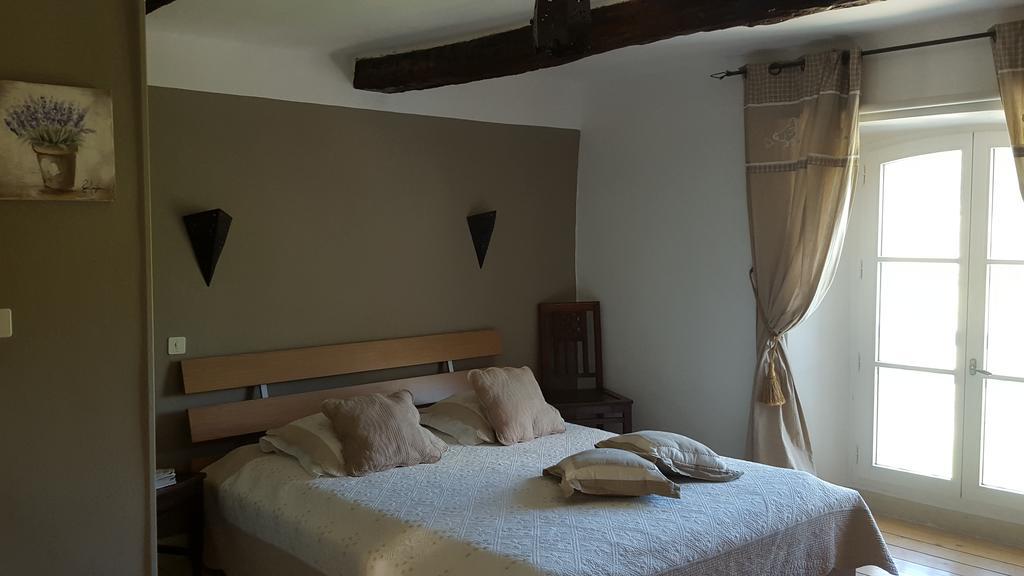 Domaine De Bertrandy Bed & Breakfast Allemagne-en-Provence Exterior photo